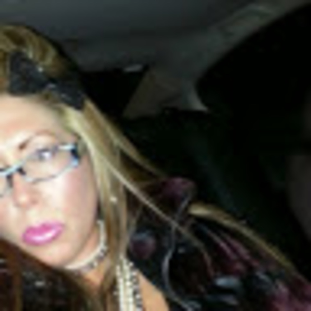 Meet your Posher, Candi